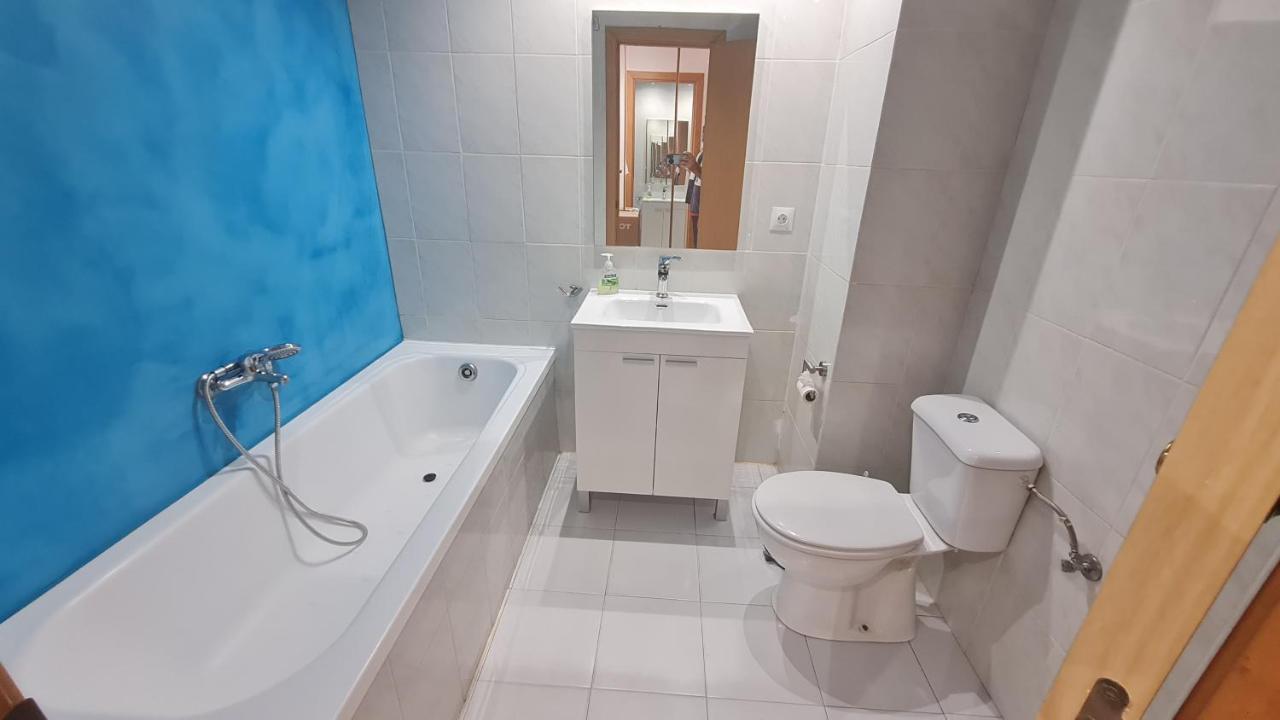 Bonito Apartamento Con Piscina Salou Zewnętrze zdjęcie