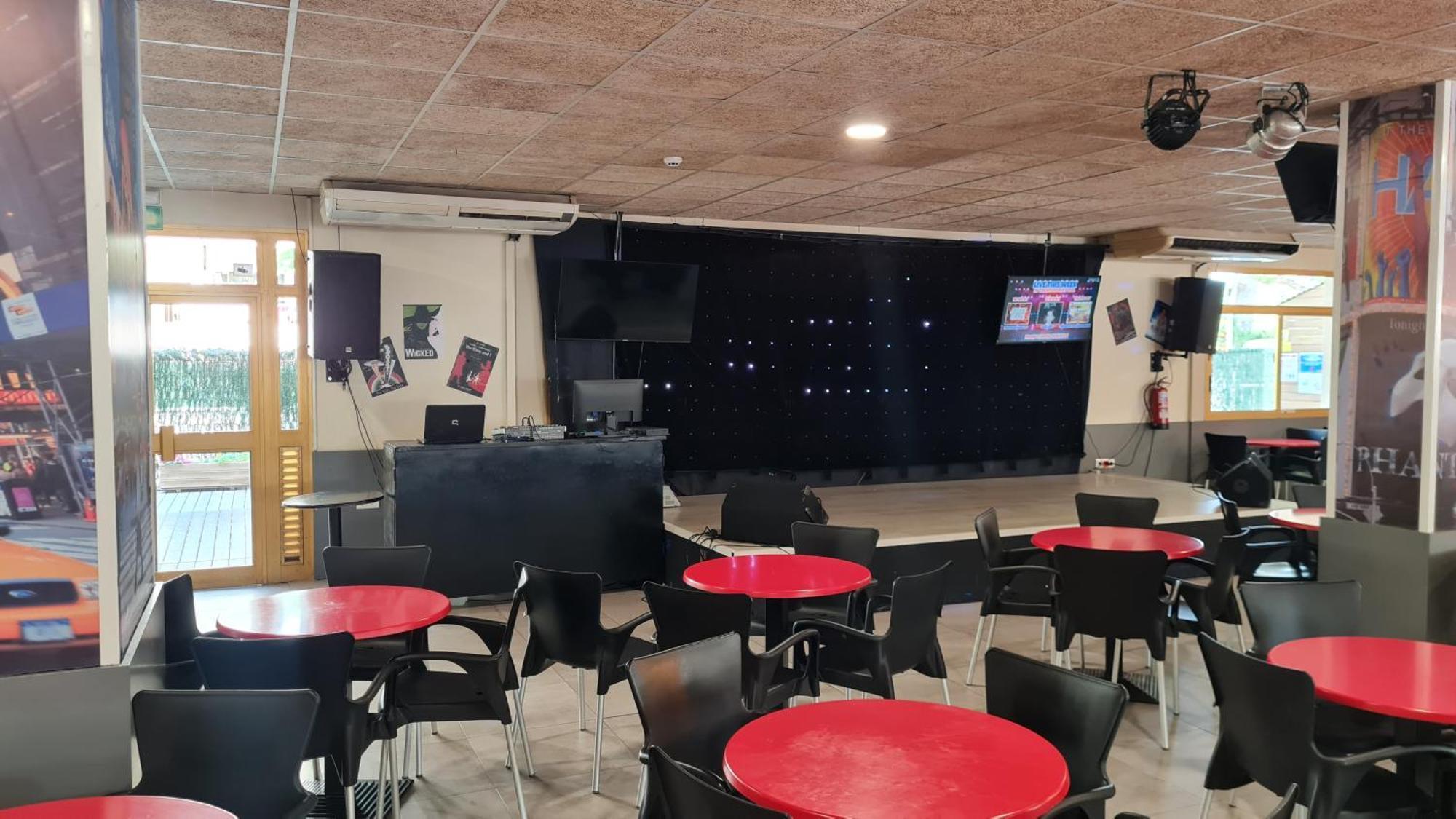 Bonito Apartamento Con Piscina Salou Zewnętrze zdjęcie
